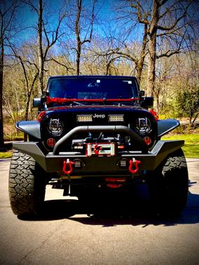Photo 3 of 10 of 2013 Jeep Wrangler Sport